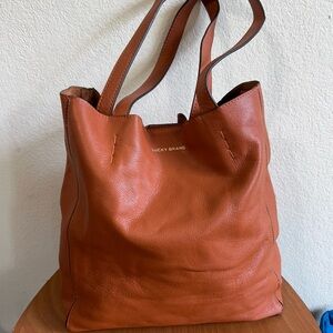 Lucky Brand Bucket Cognac Brown Leather Large Unlined w/Shoulder Straps